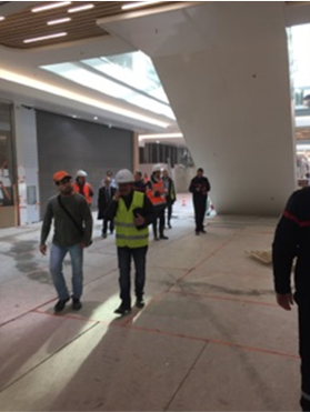 Réunion d'experts pour planification et gestion des risques incendie en ERP