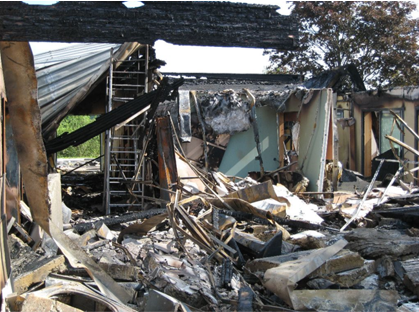 Analyse dégâts structurels après incendie dans bâtiment résidentiel